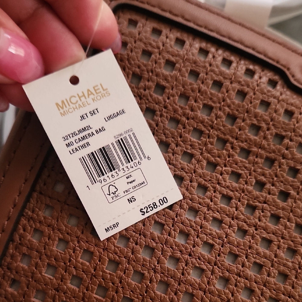 Michael Kors Brown Woven Crossbody Bag with Gold Hardware - Picture 2 of 3